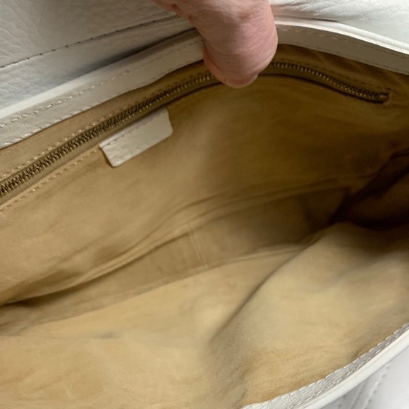 Celine Elegant White Leather Handbag with Gold Accents - Picture 7 of 15